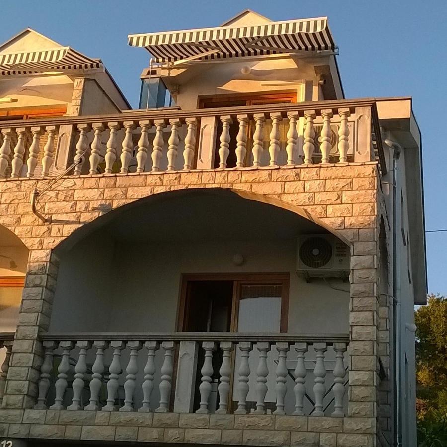 Apartament Manda Karlobag Zewnętrze zdjęcie