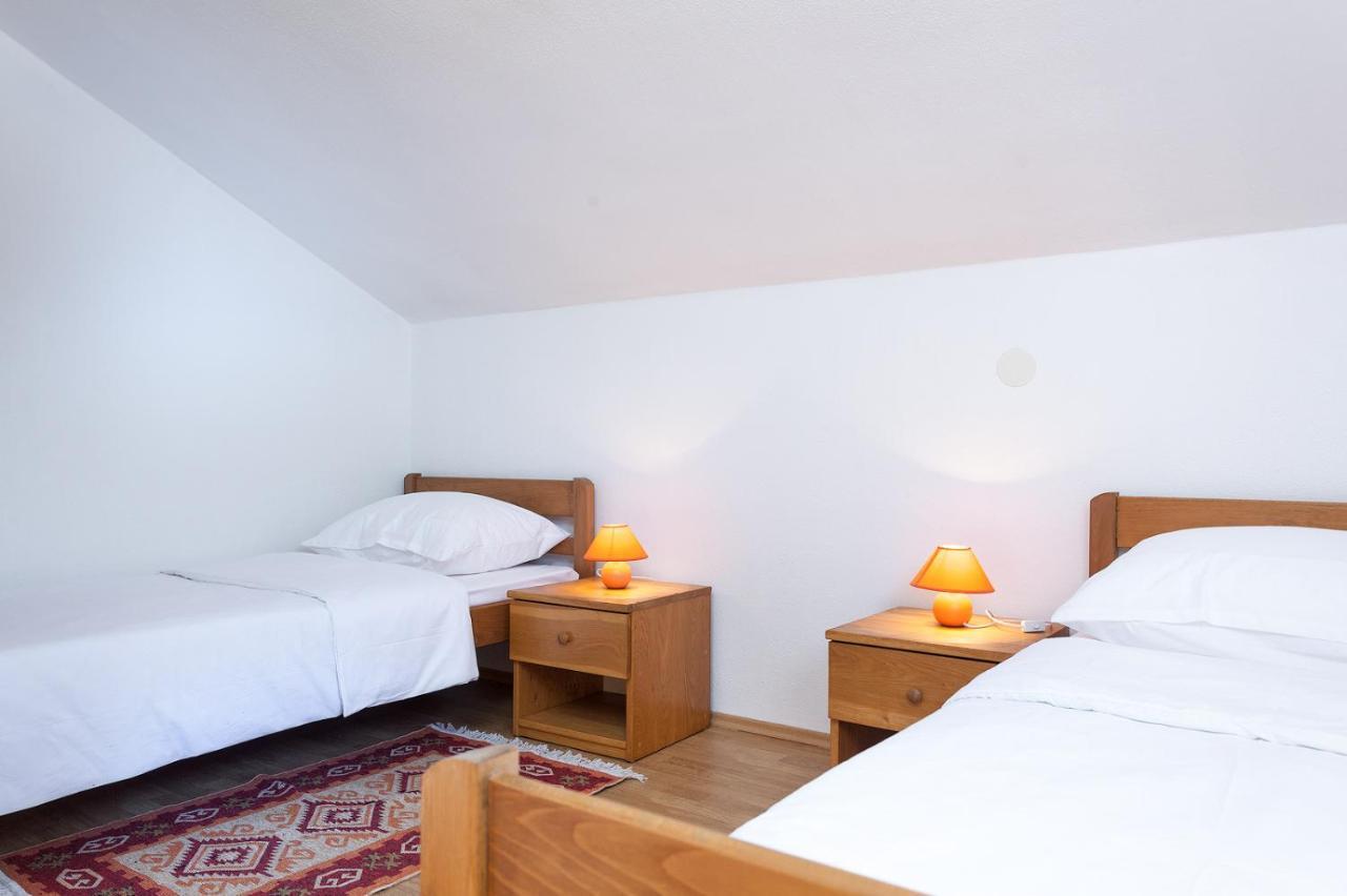Apartament Manda Karlobag Zewnętrze zdjęcie